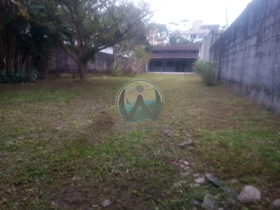 Imagem Imperdível oportunidade de adquirir casa com 2 quartos e 1 suíte, localizada na cidade de e no bairro , com 400,00 m² de área.