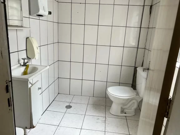Imagem Galpão para alugar, 1296 m² por R$ 30.000,00/mês - Jardim Nossa Senhora do Caminho - Ferraz de Vasconcelos/SP