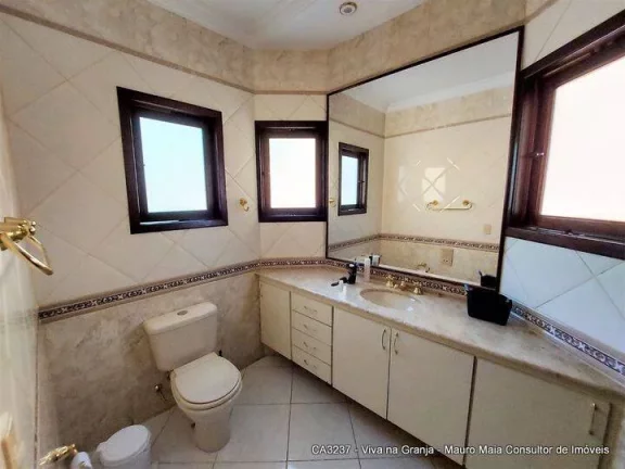 Imagem Casa à Venda com 3 quartos, 494 m² por R$ 1.470.000 Granja Viana