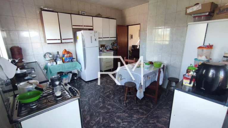 Imagem 3 Casas e 01 salão comercial à venda, por R$ 650.000 - Vila Atlântica - Mongaguá/SP