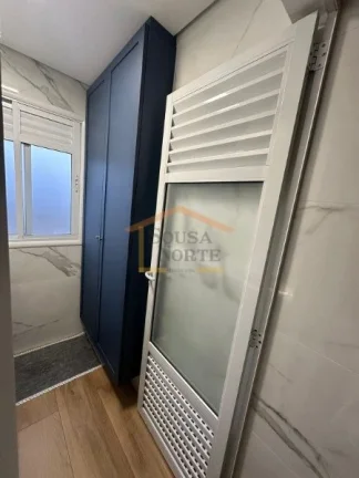 Imagem Apartamento 59m²
2 Dormitórios - sendo1 Suíte 
Todo Mobiliado 
Sala Integrada com a Varanda 
Sol ...