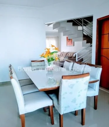Imagem Sobrado, com 3 suítes, ampla varanda, living para 2 ambientes, escritório, lavabo, cozinha america...