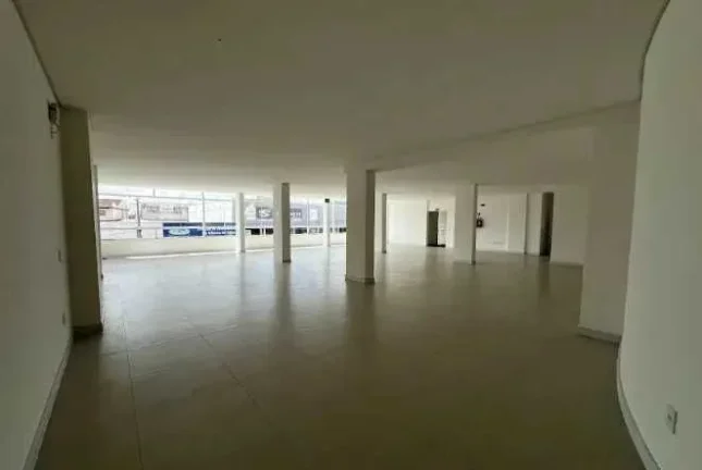 Imagem Sala comercial com 248,81m2 no Bairro Nações em Indaial - SC