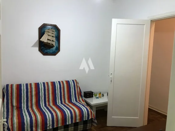 Imagem Apartamento 3 quartos mobiliado a 1 quadra da praia no coração do Gonzaga!