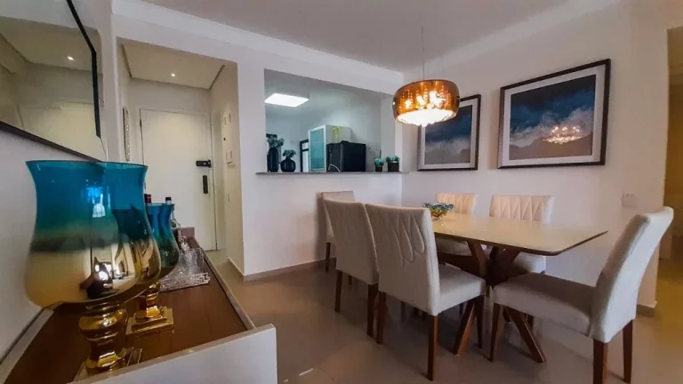 Imagem Pitangueiras - Próximo ao mar - 120 m² úteis - 2 vagas - Excelente localização.