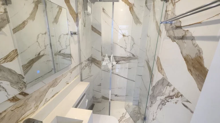 Imagem Apartamento em Ponta da Praia, Totalmente Reformado, 2 dormitórios, , 1 vaga, Santos/SP