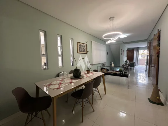 Imagem Casa alta à venda no bairro da Aparecida
