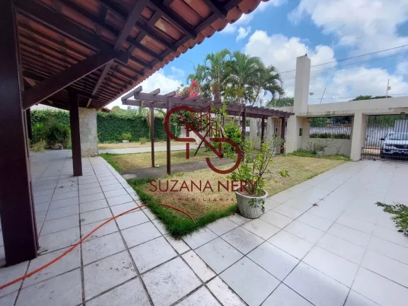 Imagem CASA COM 5 QUARTOS EM CANDELARIA