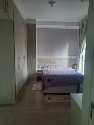 Imagem Sobrado em condomínio fechado, bem tranquilo e muito arborizado, 3 dormitórios, sendo 1 suíte, es...