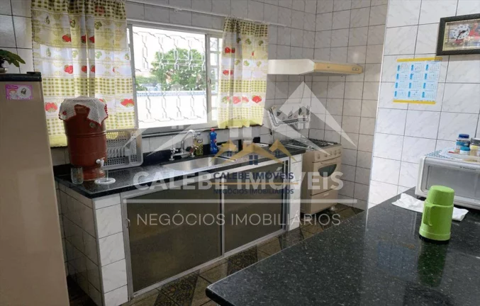 Imagem Sobrado Á Venda Residencial Com Ponto Comercial no Centro de Tatuí-SP