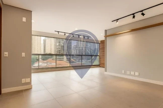 Imagem Imperdível: Apartamento à venda na Vila Nova Conceição, São Paulo-SP. 3 quartos, 2 suítes, 2 salas, 3 banheiros, 2 vagas de garagem, 134m².