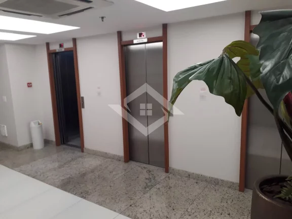 Imagem Sala Comercial 21m² no Centro de Niterói – Venda e Locação
