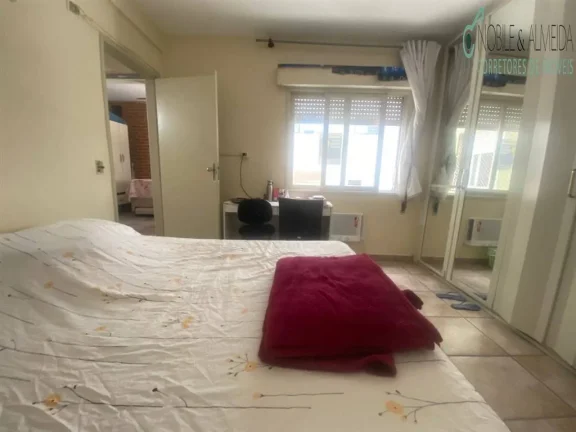 Imagem Porteira Fechada.