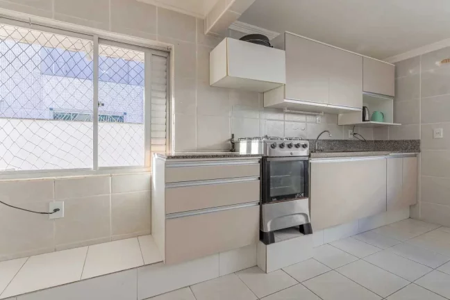 Imagem Apartamento com 4 dormitórios sendo 2 suítes e 2 vagas no Centro de Balneário Camboriú