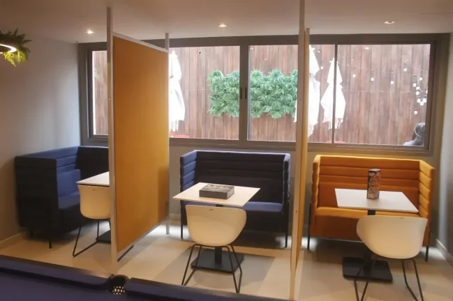 Imagem Studio 35M², 1 Suíte, 1 Banheiro, Academia, Salão de Festas, Salão de Jogos, Playground, Lavanderia Administrada pela OMO, SPA, Próximo ao Metrô.