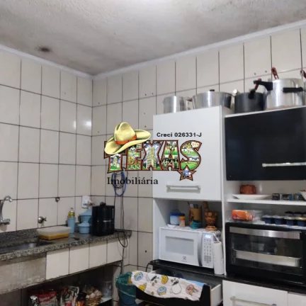 Imagem CASA TÉRREA ANTIGA Á VENDA - METRO ITAQUERA