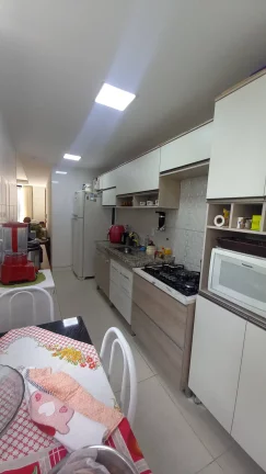 Imagem Vendo este lindo apto no bairro Conego, Nova Friburgo.