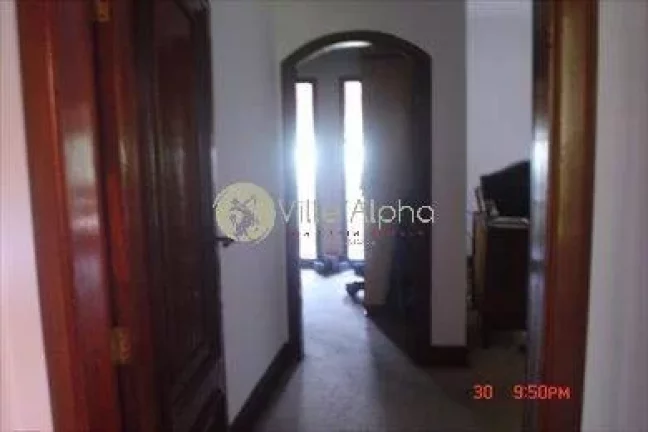 Imagem Fantástica Casa a venda no condomínio fechado da Santa Terezinha em Santos