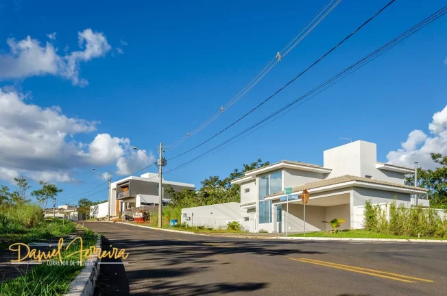 Imagem Excelente lote, nascente de esquina com fundo e vista livre para reserva