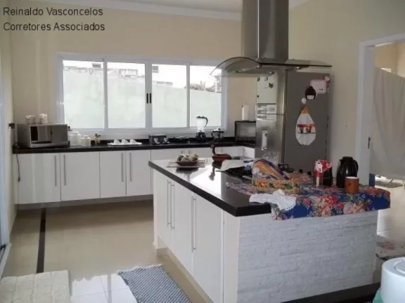 Imagem CASA COM 4 DORMITÓRIOS, VENDA OU LOCAÇÃO - PARQUE MIRANTE DO VALE - JACAREÍ/SP