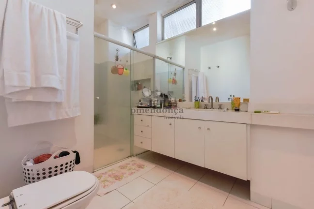 Imagem Apartamento 3 quartos, 1 suite, 1 vaga, 271 m²