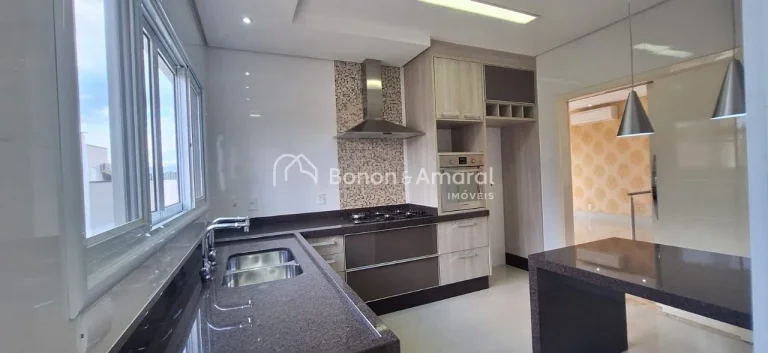 Imagem Com 331mÂ² de Ã¡rea construÃ­da, essa residÃªncia foi projetada para quem busca conforto, sofisticaÃ...