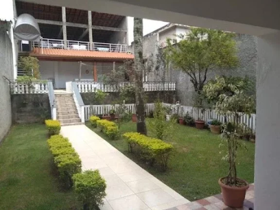Imagem Sobrado com 3 quartos à venda, 400 m² por R$ 1.064.000 - Jordanópolis - Arujá/SP