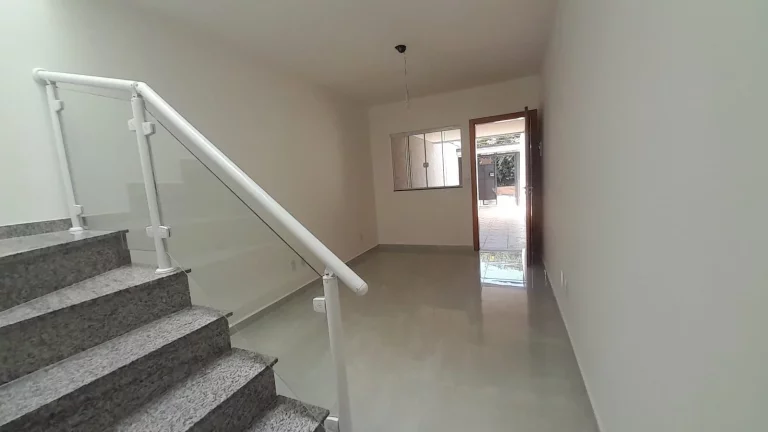 Imagem Excelente Casa à Venda na Vila Beatriz, São Paulo-SP: 3 Quartos, 1 Suíte, 2 Vagas, Portão Eletrônico, Perto do Metrô e Churrasqueira!