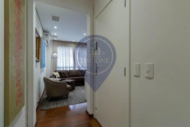 Imagem Apartamento de Luxo em Perdizes: 4 Quartos, 4 Suítes, 2 Salas, 5 Banheiros, 5 Vagas - Venda em SP!