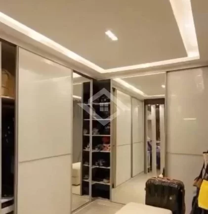 Imagem Lindo Apartamento Reformado com Vista Maravilhosa em Copacabana