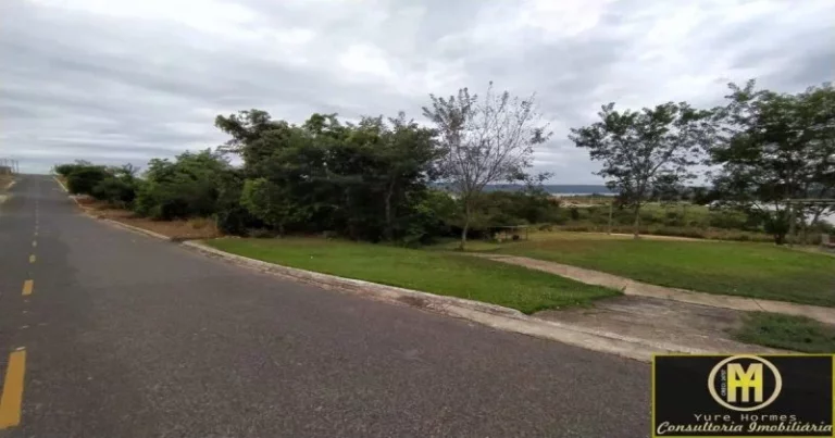 Imagem Lotes Parcelados Próximo ao Lago Caldas Novas - Parque Flamb