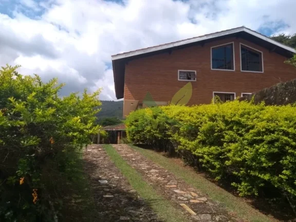 Imagem Seu Refúgio de Luxo no Condomínio Flamboyant em Atibaia!
