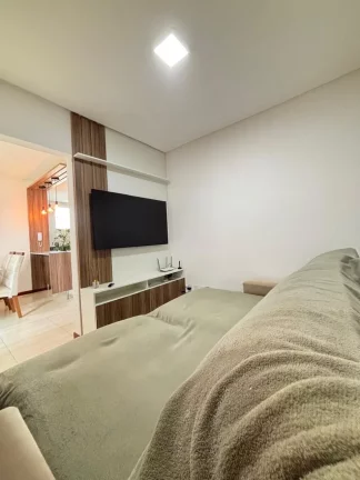 Imagem Apartamento à venda em Vitória da Conquista-BA, bairro Candeias: 2 quartos, 1 suíte, 2 salas, 2 banheiros, vaga de garagem!