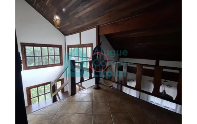 Imagem CASA LOCALIZADA EM CAMBURY AREA PRIVILEGIADA COM 5.000MTROS TERRENO E VARIAS EDIFICAÇÕES,PISCINA AREA CERCADA PELA MATA ATLANTICA