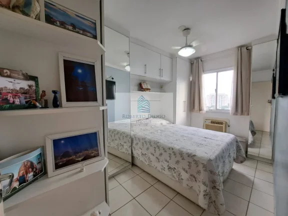 Imagem Apartamento à venda no Camorim, Rio de Janeiro-RJ: 2 quartos, 1 sala, 1 banheiro, 52,00 m² de área.