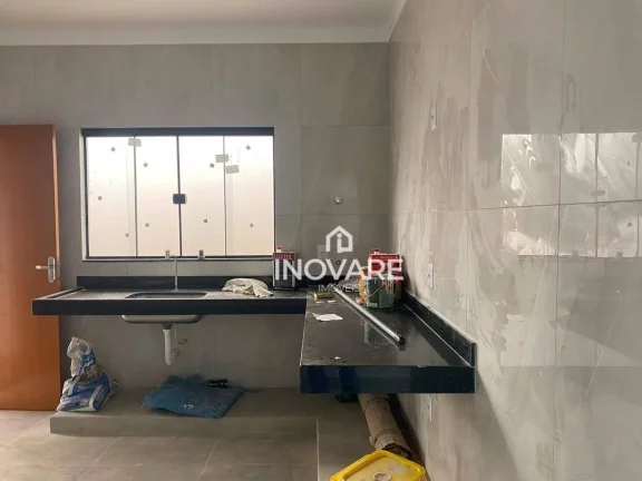 Imagem Casa com 3 dormitórios à venda, 90 m² por R$ 290.000 - Setor Flamboyant - Itumbiara/GO