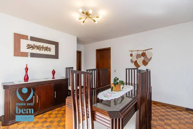 Imagem Ampla casa térrea com 208 m², 4 quartos à venda por R$ 1.490.000 - Jardim Social - Curitiba/PR