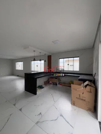 Imagem Casa com 3 dormitórios à venda, 137 m² por R$ 950.000,00 - Vila Sao Pedro - São Pedro da Aldeia/RJ