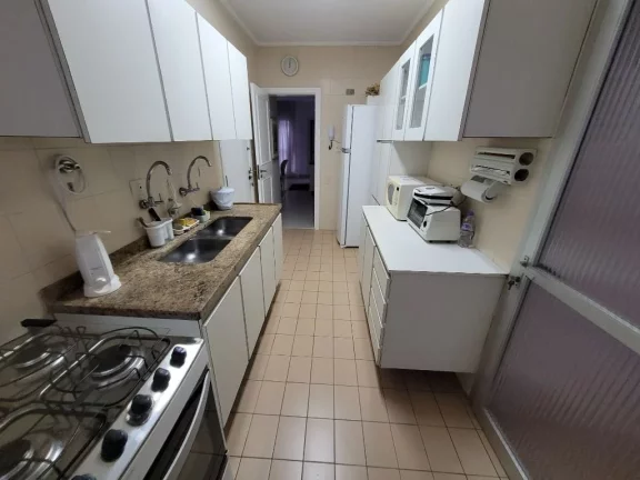 Imagem PITANGUEIRAS – UMA QUADRA DO MAR, MARAVILHOSO APTO REFORMADO, DECORADO, 02 VAGAS DE GARA