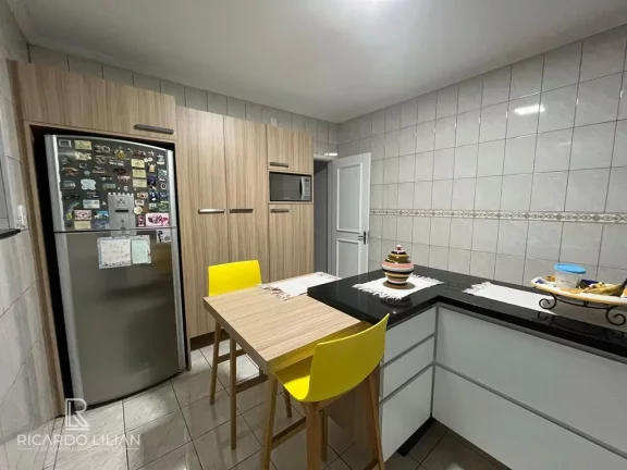 Imagem Sobrado com 3 dorms sendo uma suite, duas vagas e edicula no Jardim Textil - Proximo ao Analia Franco