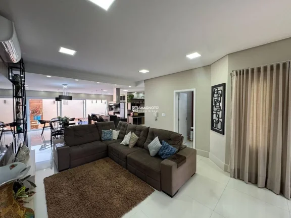 Imagem Sobrado em Condomínio com 3 quartos à Venda - Piracicaba