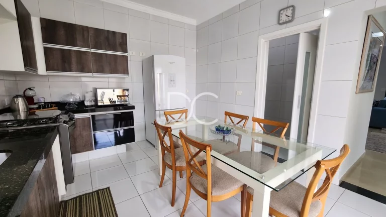 Imagem Ibiti Royal Park - Venda Sobrado | AT 250 m² | AC 245 m² | 4 Dorm | 2 Suítes | 4 Banheiros | 6 Vagas