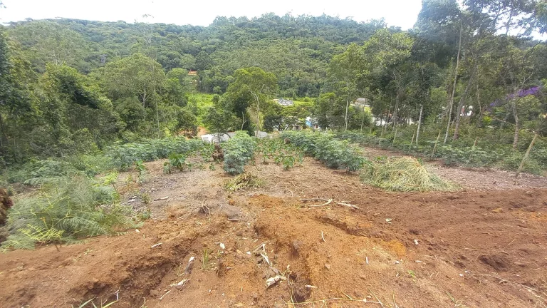 Imagem VENDO ESTE EXCELENTE TERRENO EM NOVA FRIBURGO - BAIRRO: TOLEDO