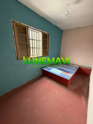 Imagem Salão Comercial para Alugar em Ferraz - Próximo à Futura Estação Lajeado
