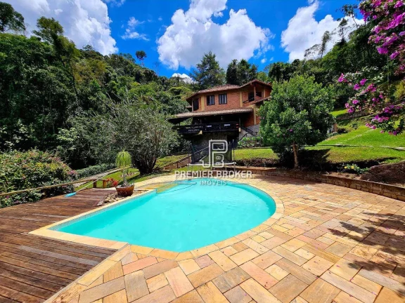 Imagem Casa à venda, 298 m² por R$ 2.250.000,00 - Albuquerque - Teresópolis/RJ