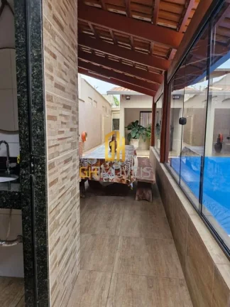 Imagem CA1626Linda casa com 4 quartos sendo 2 suítes na Vila São João A casa possui - 4 quartos sendo 2 ...