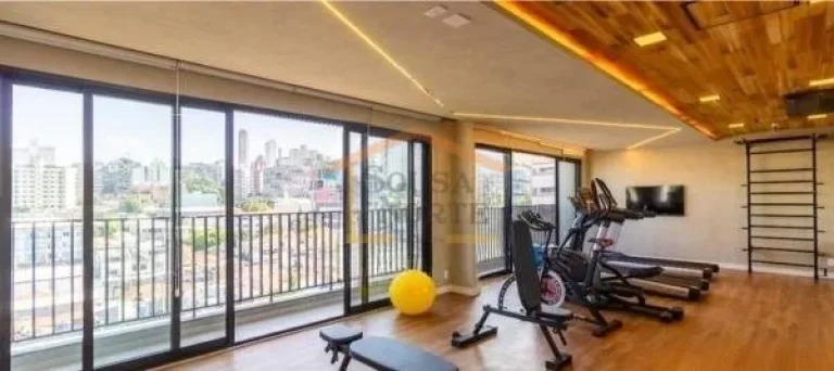 Imagem Apartamento de 28m² com 1 dormitório, banheiro, sala e cozinha integradas, varanda com vista e sol...