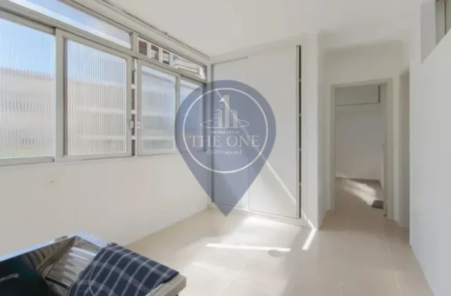 Imagem Luxuoso apartamento de 3 quartos na Vila Monumento, São Paulo-SP: 182m², 1 suíte, 2 salas, 4 banheiros e vaga de garagem.