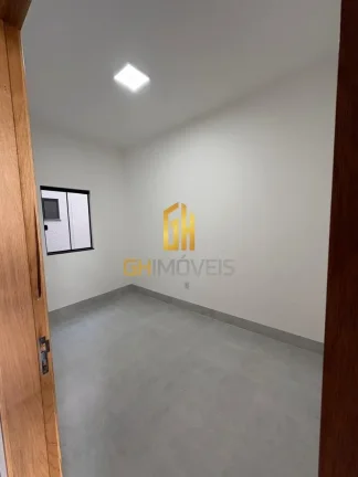 Imagem CA1843Linda casa com 3 quartos sendo 1 suíte no Santa Fé A casa possui - 3 quartos sendo 1 suíte;...
