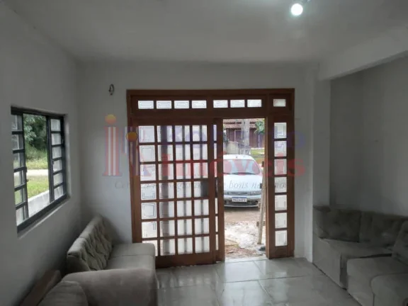 Imagem Encante-se com esta charmosa casa no Bairro Continental, Itapoá, Balneario Palmeiras, perfeita para...